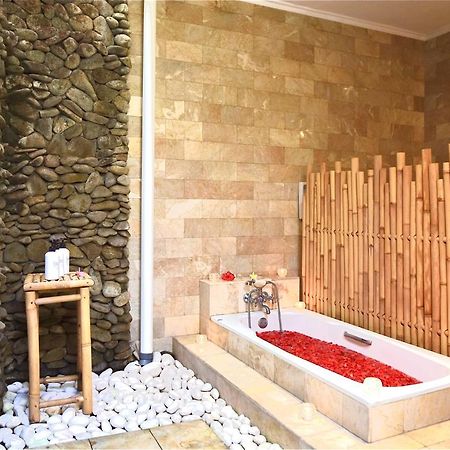 Arona Villa Sanur المظهر الخارجي الصورة